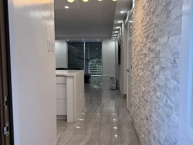 5260 NW 11th St #201 — Photo 2
