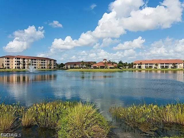 2 bed, 2.0 bath, 1121 sqft, $3,000 — Photo 3