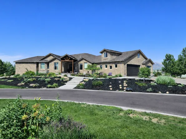 3054 W Ridgeline Rd, Stockton, UT 84071