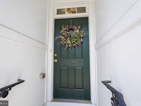 3rd image of 6128 Aster Haven Cir #112