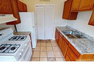 1729 27th St SE UNIT 301, Washington, DC 20020