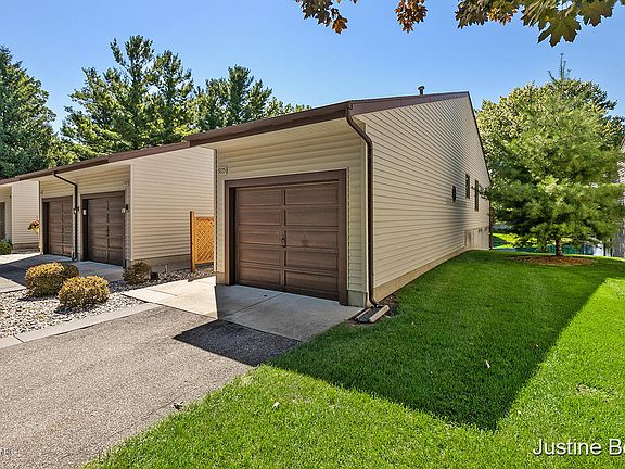 3rd image of 5115 Waterside Dr