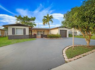 Rainbow Lakes, Pembroke Pines, FL 33024