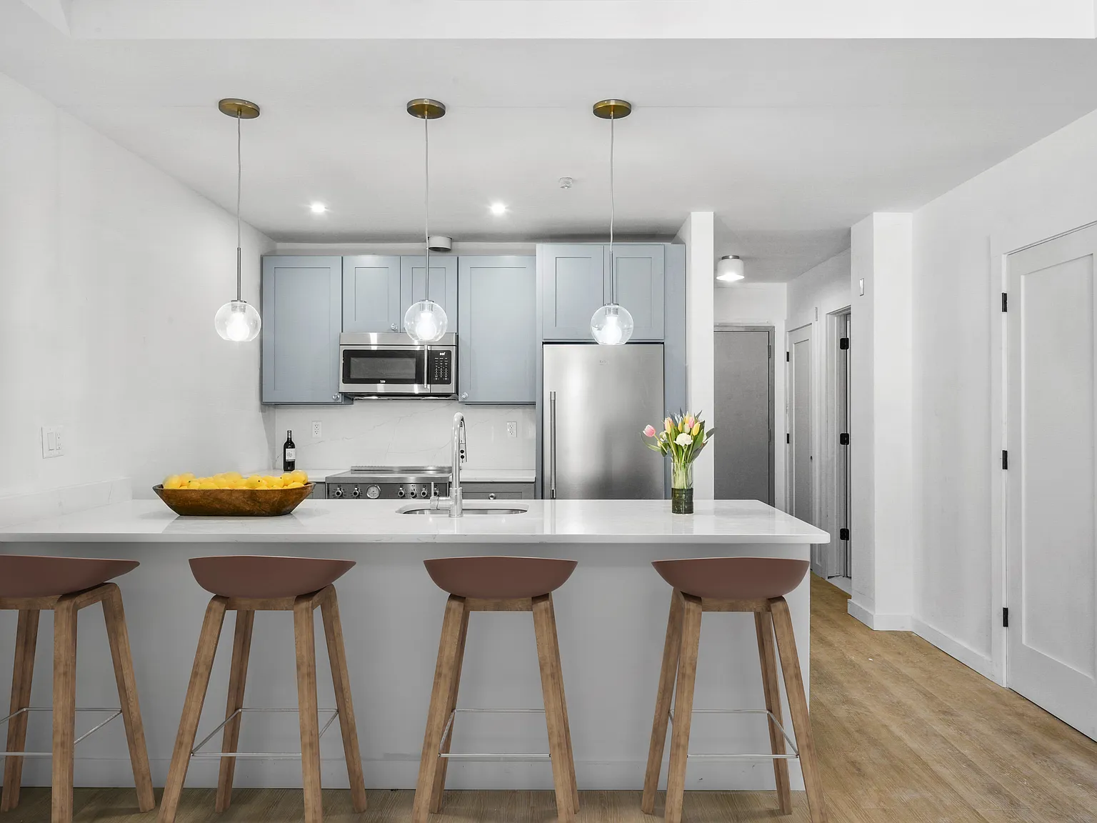1 bed, 792 sqft, $3,795 — Photo 3