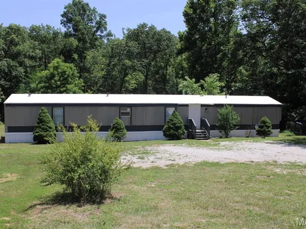 600 Oakmont Dr, Lonedell, MO 63060