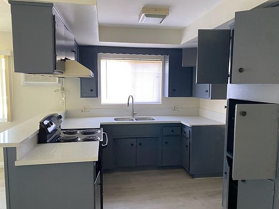 2nd image of 1820 Vine St APT G