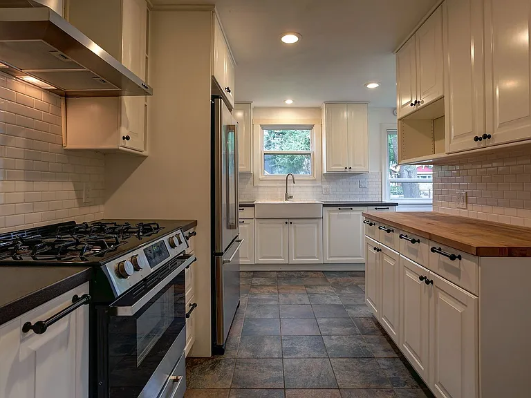 2803 Birchwood Ave — Photo 14