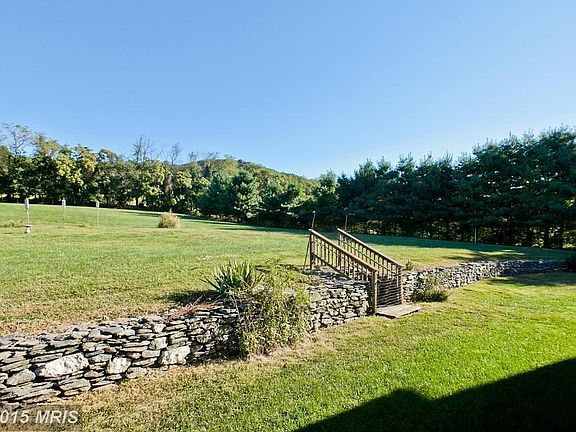 Wonderful grounds to enjoy!