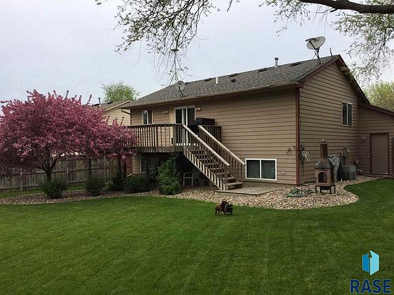 5th image of 1301 E Old Hickory Pl