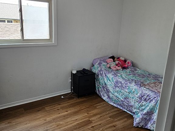 5th image of 717 Gordon Smith Blvd APT 3