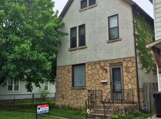 2753 Jackson St, Dubuque, IA 52001