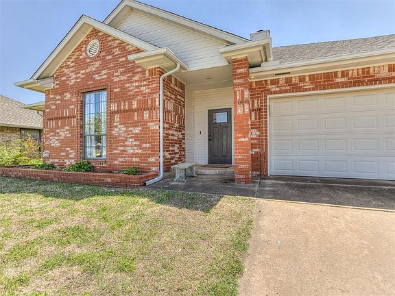 5th image of 1720 Whispering Creek Ct