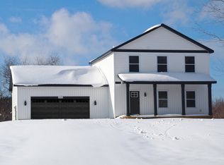 4763 Cloverville Rd, Fruitport, MI 49415