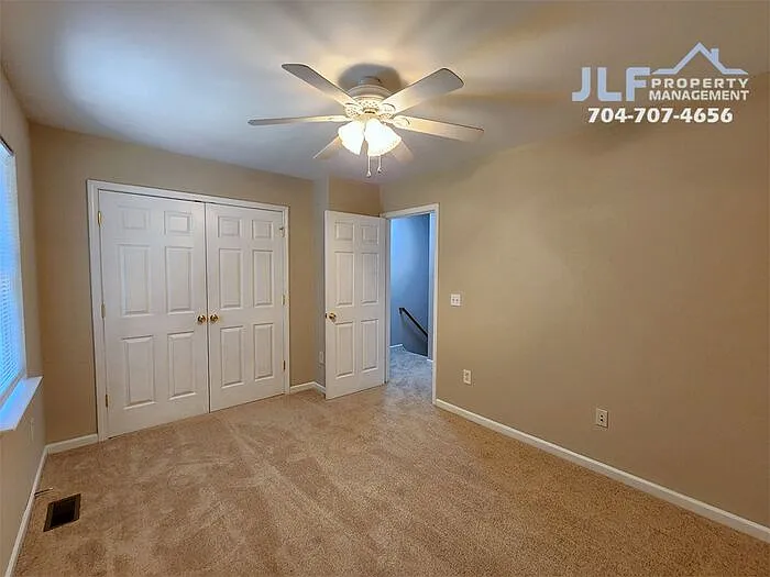 2504 S Ridge Ave — Photo 10