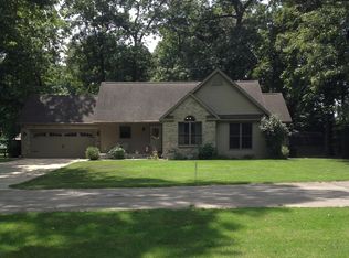 23233 South St, Edwardsburg, MI 49112
