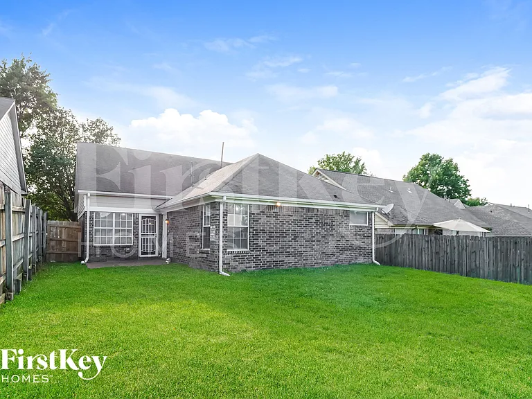 2778 Misty Valley Dr — Photo 17