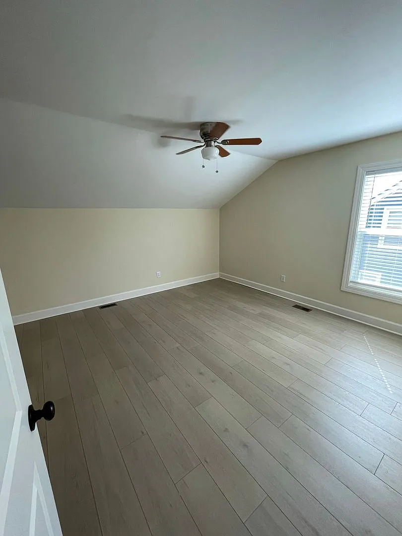 514 Addison NEW 4bd/5bth — Photo 4