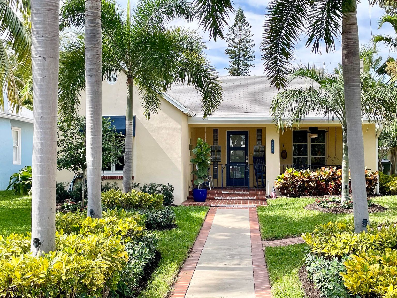 723 S Palmway, Lake Worth, FL 33460 Zillow