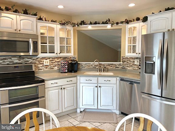 3rd image of 12521 Trotter Ct