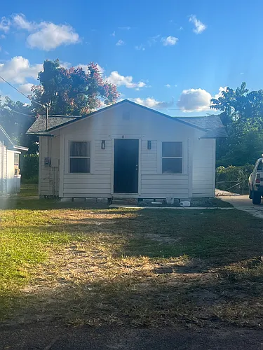 2018 Page Ave Photo 1