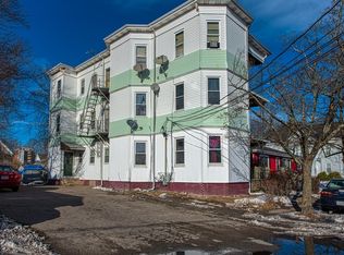12 Holmes St, Brockton, MA 02301