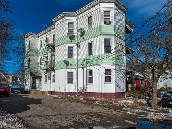 12 Holmes St, Brockton, MA 02301