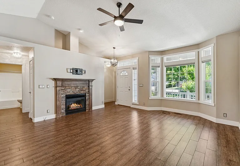 8284 W Galactic Ct — Photo 7