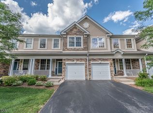 164 Levinberg Ln, Wayne, NJ