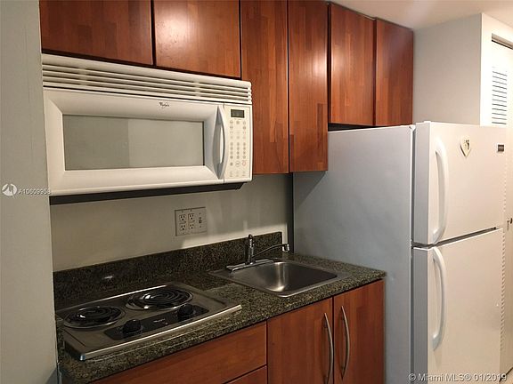 2nd image of 1200 Brickell Bay Dr APT 2210
