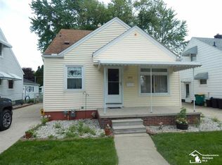 1274 Maple Ave, Monroe, MI 48162