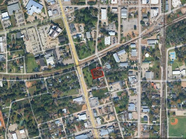 109 S San Jacinto St, Conroe, TX 77301