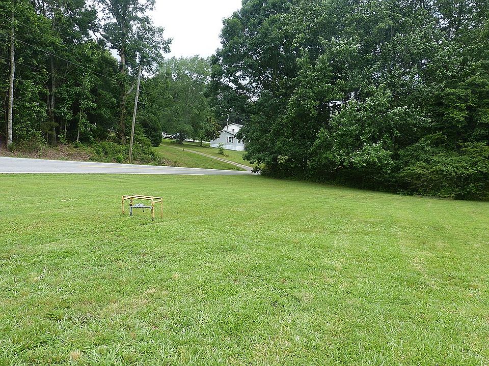 2nd image of 501 Enon Church Rd