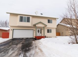 3906 Scenic View Dr, Anchorage, AK 99504