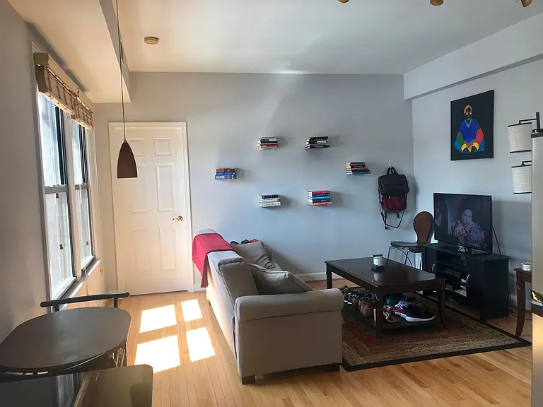 1321 Fairmont St NW #405 — Photo 4