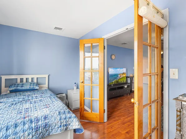 7430 John F Kennedy Boulevard image 13 of 20