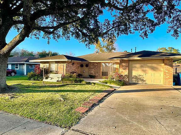 2nd image of 3013 Karen Dr