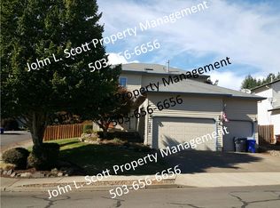 13575 S Squire Dr, Oregon City, OR 97045