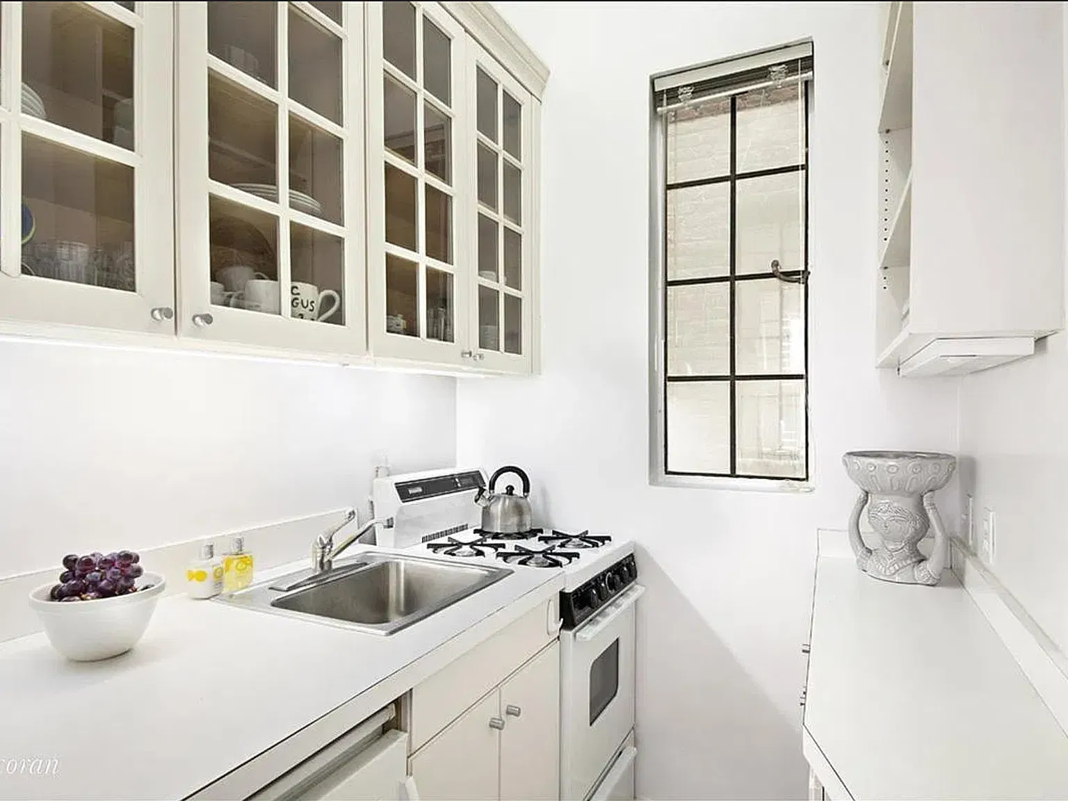 54 East 83rd Street — Photo 2
