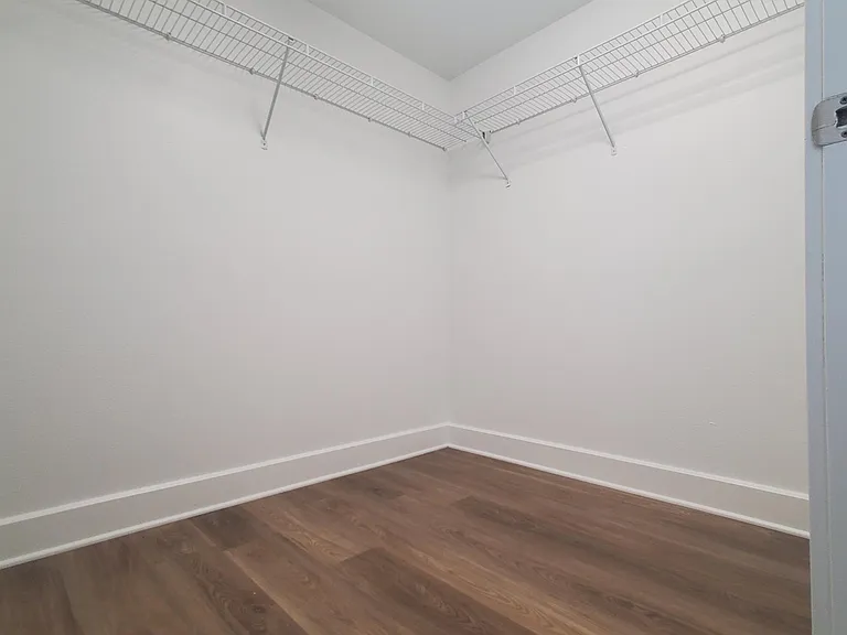 916 1st St N #6 — Photo 7