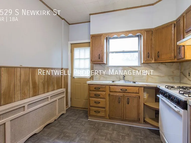 1529 S Newkirk St — Photo 6