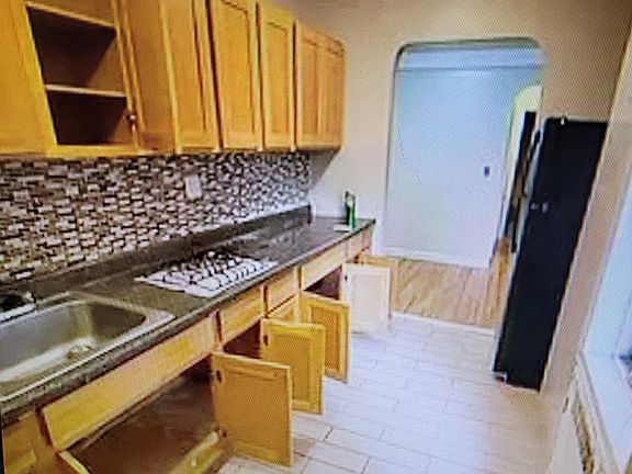 3rd image of 6613 Fort Hamilton Pkwy APT 1