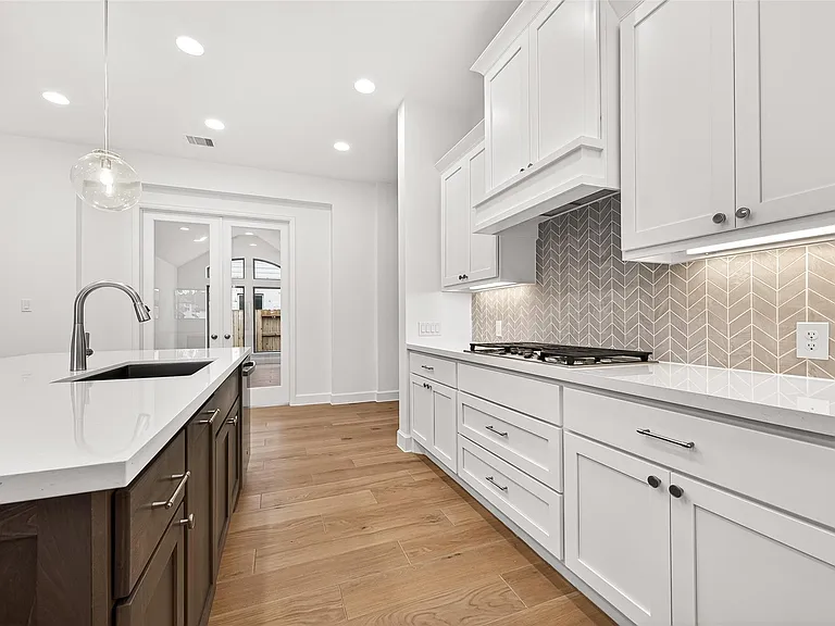 29731 Brushy Gables Dr — Photo 12