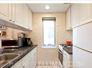 424 W 46th St APT 3A, New York, NY 10036