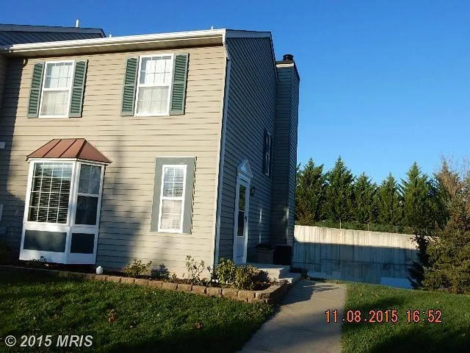 1240 Seron Ct
