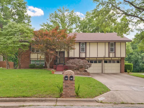 2081 E Adolphus Court, Springfield, MO 65804