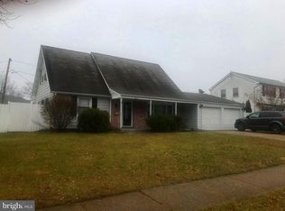 7 Gramercy Ln, Willingboro, NJ 08046
