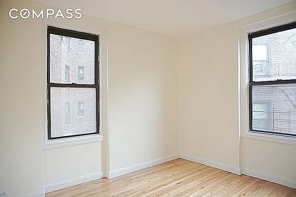 Rented by Compass | media 12