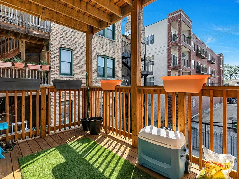 3011 W Gunnison St #2E — Photo 16