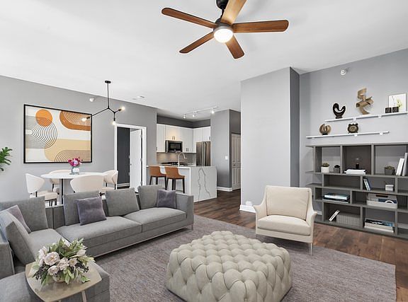 5th image of 233 E 13th St APT 1910