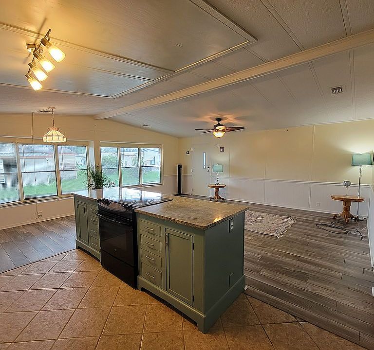1st image of 10620 SW 27th Ave Lot 104A